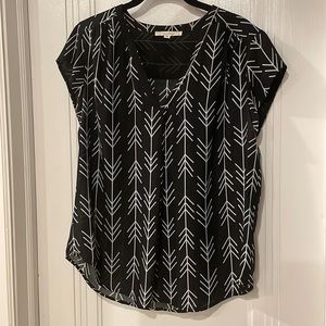 MONDAY FUN Lillian V Neck Blouse